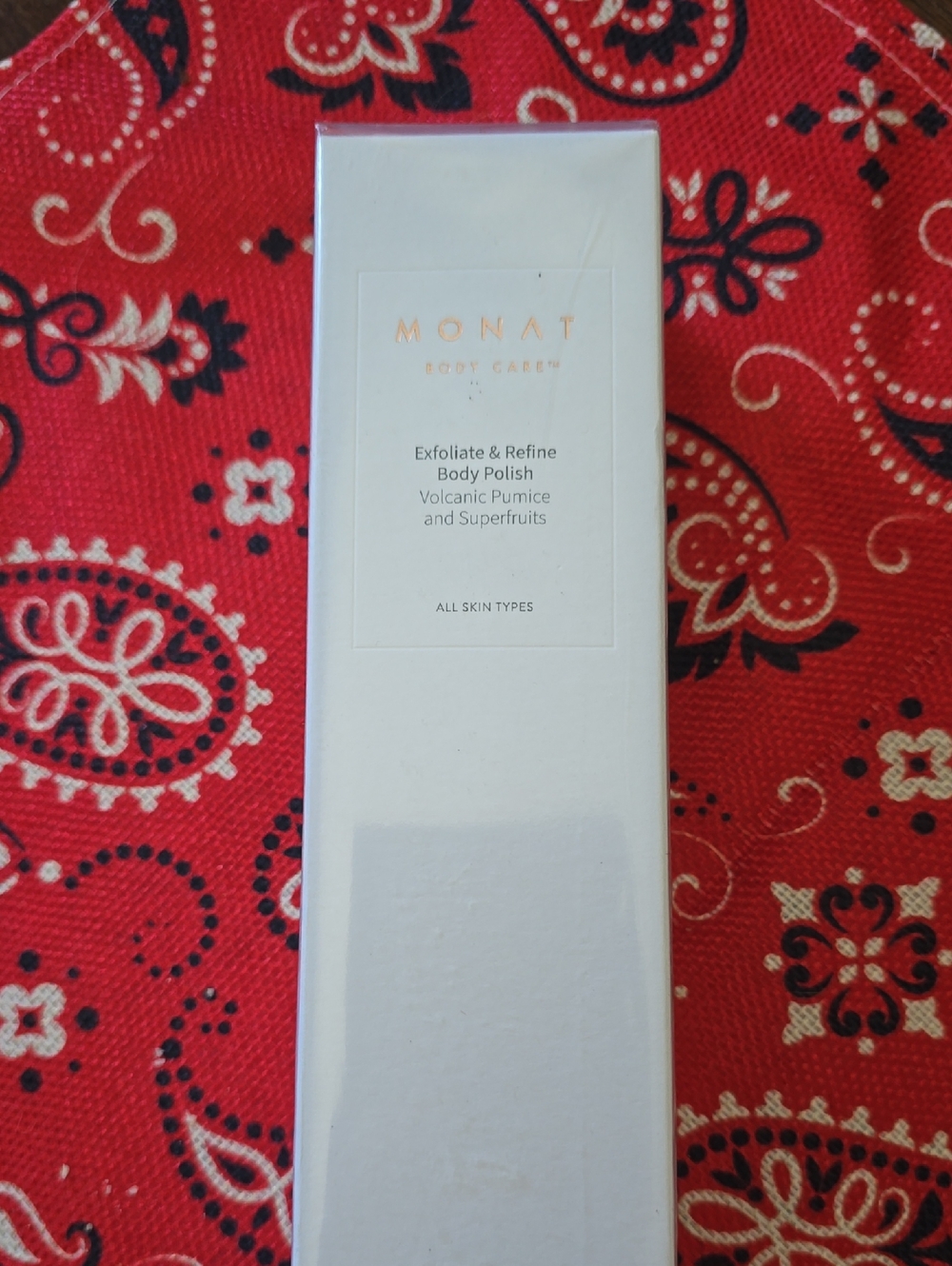 MONAT Exfoliate & Refine Body Polish